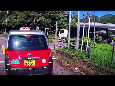 車CAM直擊 - 貨Van師兄你睇完就知點解前面停車 😰
