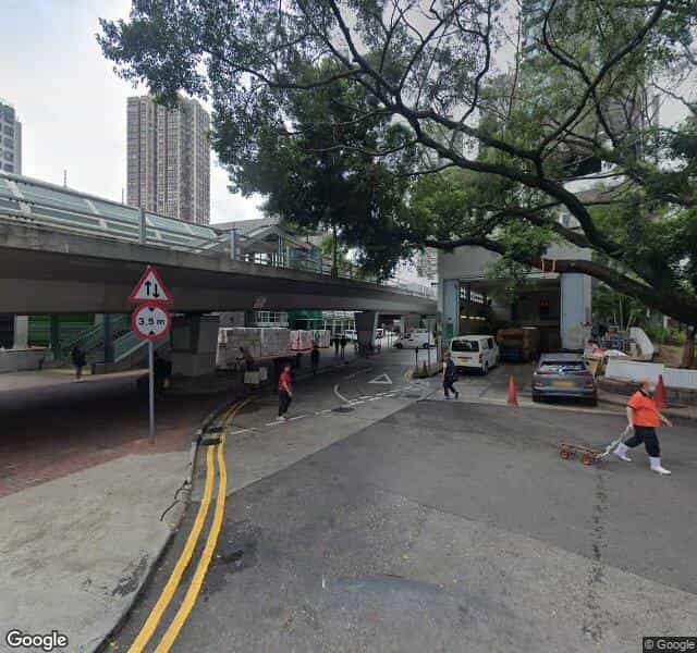 屯門仁政街露天停車場
