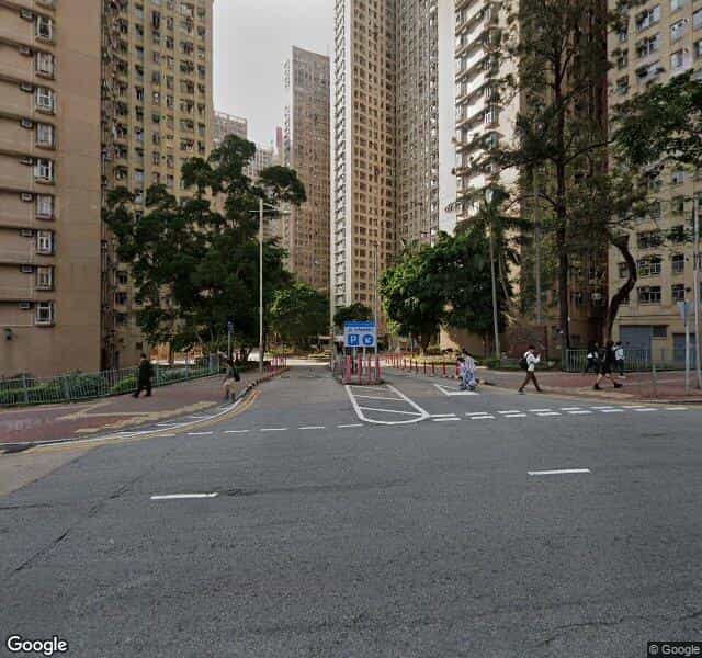 龍蟠苑停車場