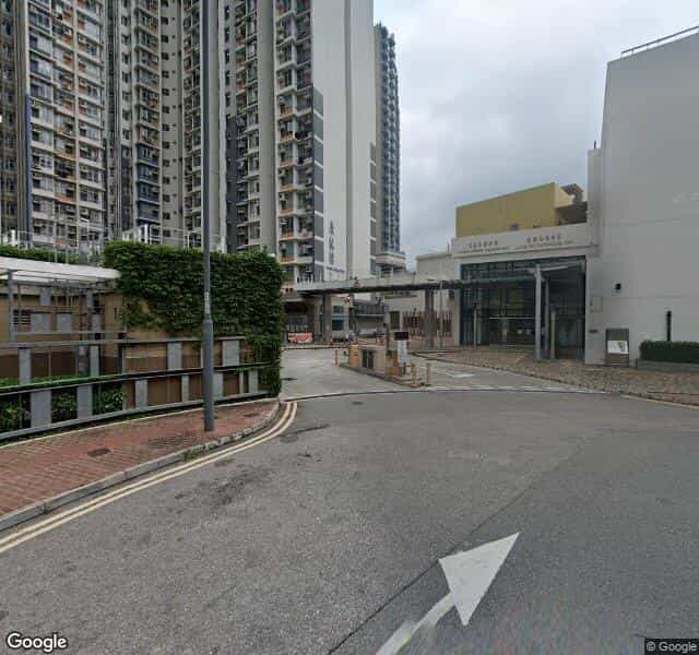 龍逸邨停車場