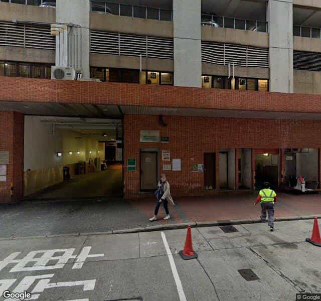 順景華庭停車場