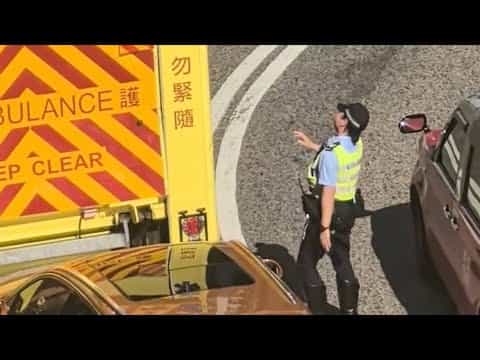 直擊 - 太古城 MCTC倒車撞Audi 陀槍師姐頭都大L埋😂
