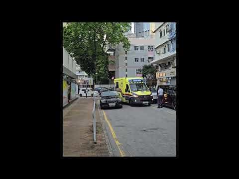直擊 - RG239 亂泊車阻住救護車駛過