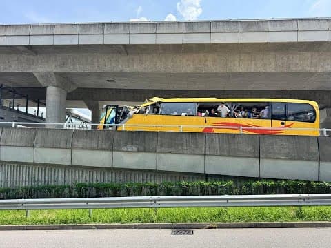 車CAM直擊 - 香園圍口岸 旅巴行錯路上橋剷爆車頂 事發一刻