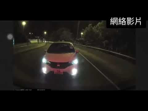 【港聞  車Cam影片】屯門拖頭疑遇慢車  高速切線  後方拖架失控擺尾釀三車相撞  中間捱掃私家車險被「夾扁」#屯門#拖頭#三車