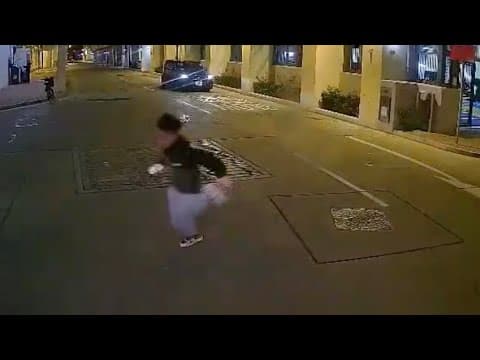 車CAM直擊 - 小朋友掛住追波差啲出意外🫣