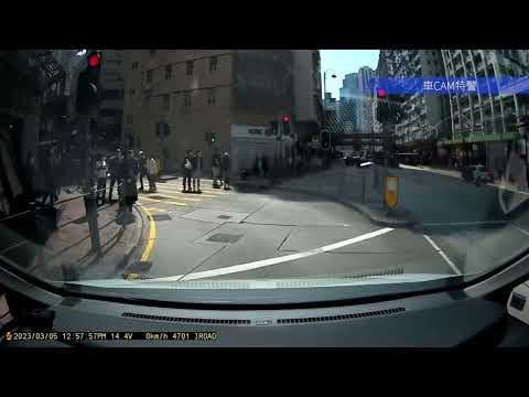車CAM直擊 - 北角的士落斜打保齡釀4傷 其中2人昏迷