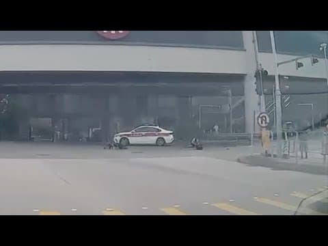 車CAM直擊 - 元朗宏達路 電動單車與警車相撞🥶