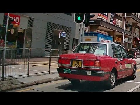 車CAM直擊 - VN956 的士大地任我行 險撞車
