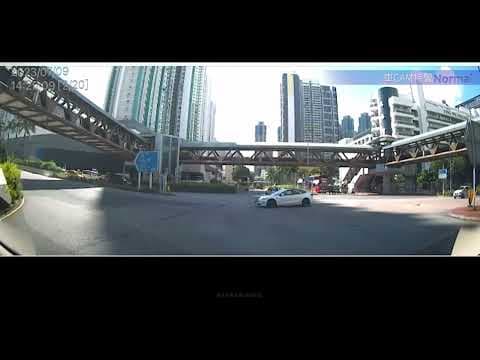 車CAM直擊 - 南昌女的士司機 衝紅燈被撞