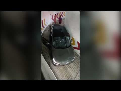 直擊 - 有冇高手指條明路俾佢全身而退🤔 粉嶺中心停車場
