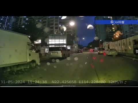 車CAM直擊 - 鞍駿街 私家車撞路邊死車 2024/5/31 19:24