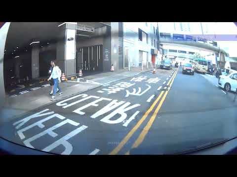 車CAM直擊 - 興寧路 七人車攔腰撞的士