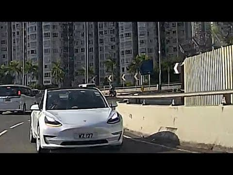 車CAM直擊 - 馬路炸彈 WZ127 大衝橋路與亞公角街迴旋處 逆線行駛