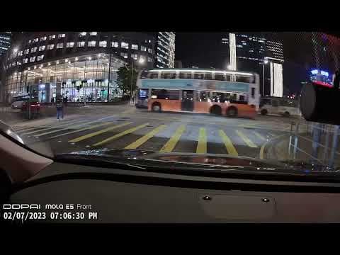 車CAM直擊 - 宏照道兩車相撞 唔跟箭咀行賴野了