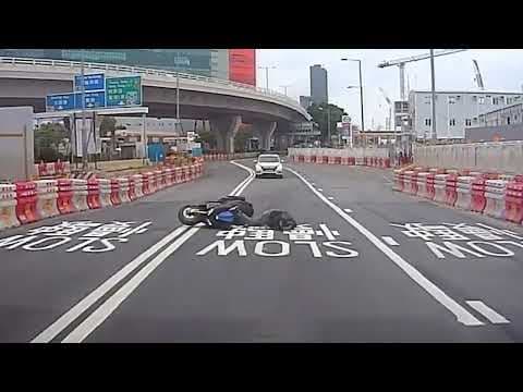 車CAM直擊 - 九龍灣電單車司機轆中石自炒