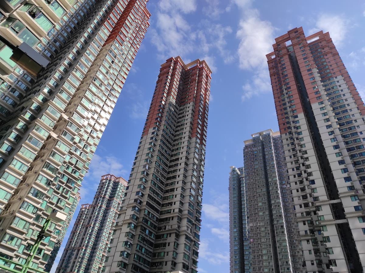 都會豪庭 (新都城中心三期) 停車場 實景照片 1