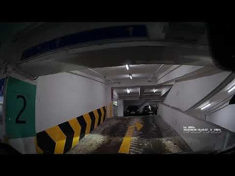 屯門良景廣場停車場 (入) Leung King Plaza Carpark in Tuen Mun (In)