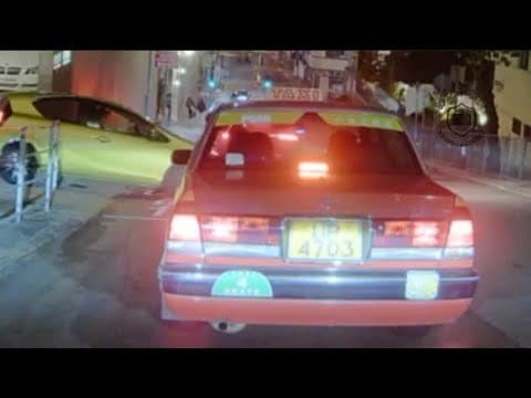 車CAM直擊 - DC UP4703 山光道近山村道衝红燈 已舉報 