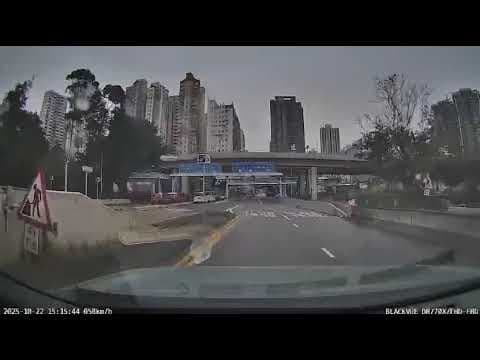 車CAM直擊 - 麗翔道 癡線gogovan亂咁嚟 XW470