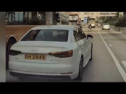 車CAM直擊 - 龍翔道成日撞車就係呢啲懵L