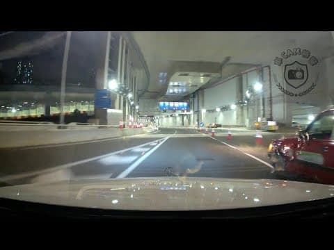 車CAM直擊 - 真係唔好意思，掛住避開件垃圾，阻住的士大佬cut線