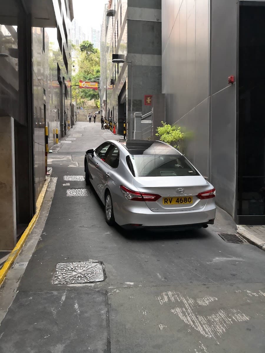 新世界大廈 New World Tower 停車場 實景照片 6