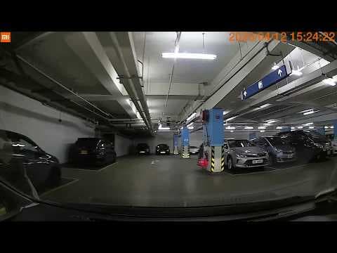 香港泊車好去處 - 數碼港二座停車場 (入)