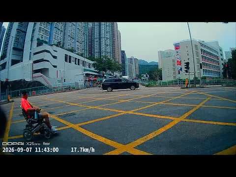 車CAM直擊 - 輪椅都係車，我有路權