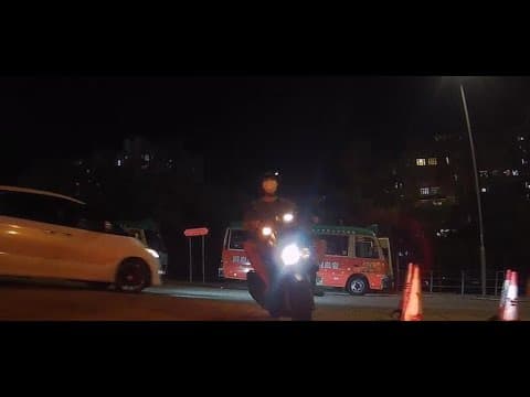 車CAM直擊 - 只係唔想衝咗的士張八達通卡入閘啫，唔使咁燥嘅！