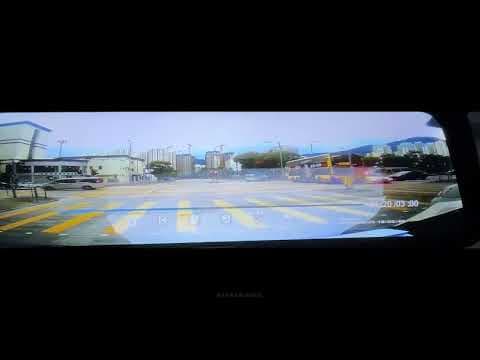 車CAM直擊 - (另一角度) 九龍灣 城巴與警車相撞