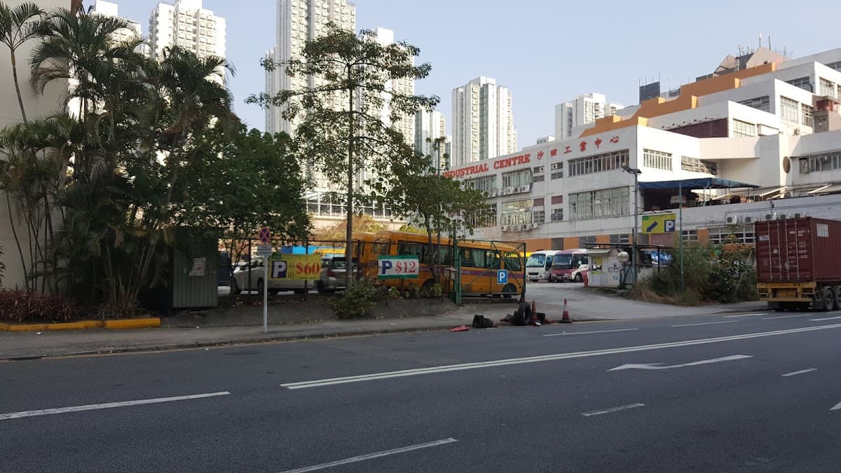 沙田源順圍露天停車場 (近帝逸酒店 Alva Hotel) 實景照片 1