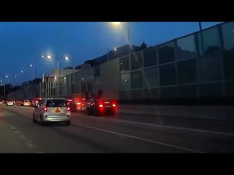 車CAM直擊 - 合力阻住人地放工返屋企😩 吐露港公路多車串燒 事發一刻