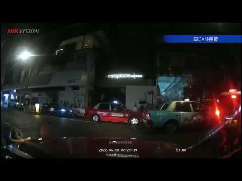 車CAM直擊 - 金巴利道逆線的士撞小露寶