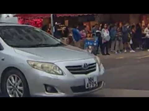 車CAM直擊 - NH4795 大圍美田路 高速衝燈 險撞車