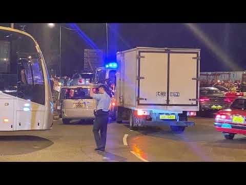 車CAM直擊 - 坑口迴旋處 兩車相撞
