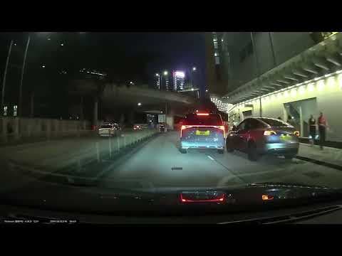 車CAM直擊 - 咁樣撞邊個錯？ 🤔 黃泥涌道 兩車相撞