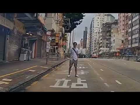 車CAM直擊 - 土瓜灣 男子路中心雙手插袋擋車