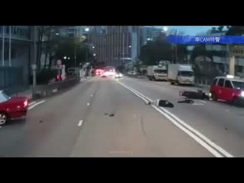 車CAM直擊 - 梨木樹外賣電單車攔腰撼的士 南亞裔鐵騎士傷重死亡
