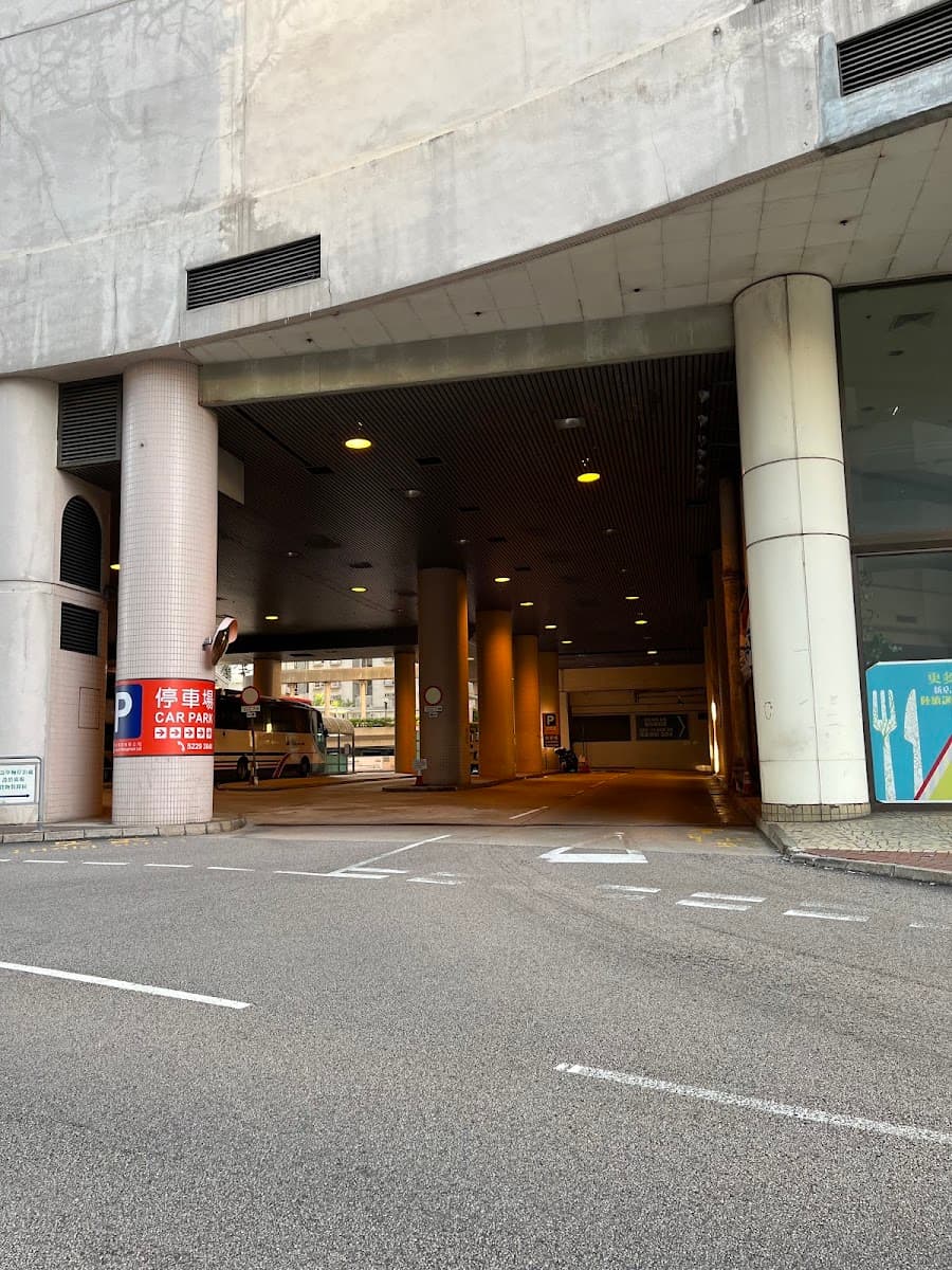 荃灣海濱廣場 Riviera Plaza 停車場 實景照片 5