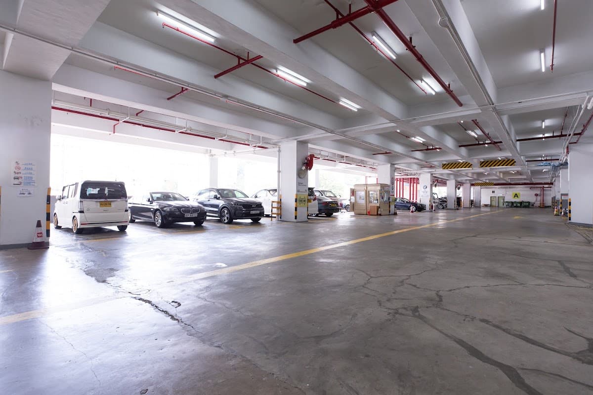 柴灣啓力工業中心停車場 實景照片 3