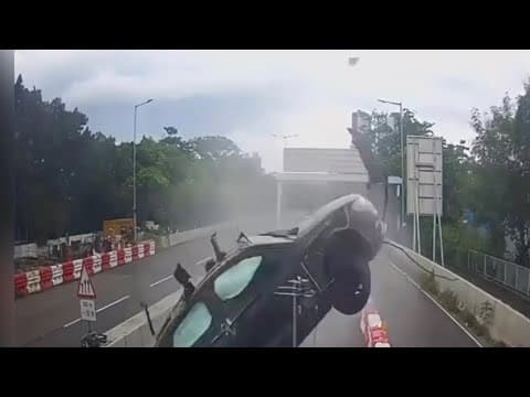 車CAM直擊 - 拍戲都無咁真🫡 私家車撼水馬凌空翻騰幾多周？