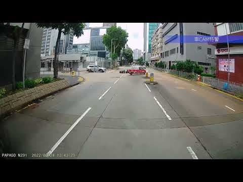 車CAM直擊 - 宏光道 私家車出讓線撞跌電單車