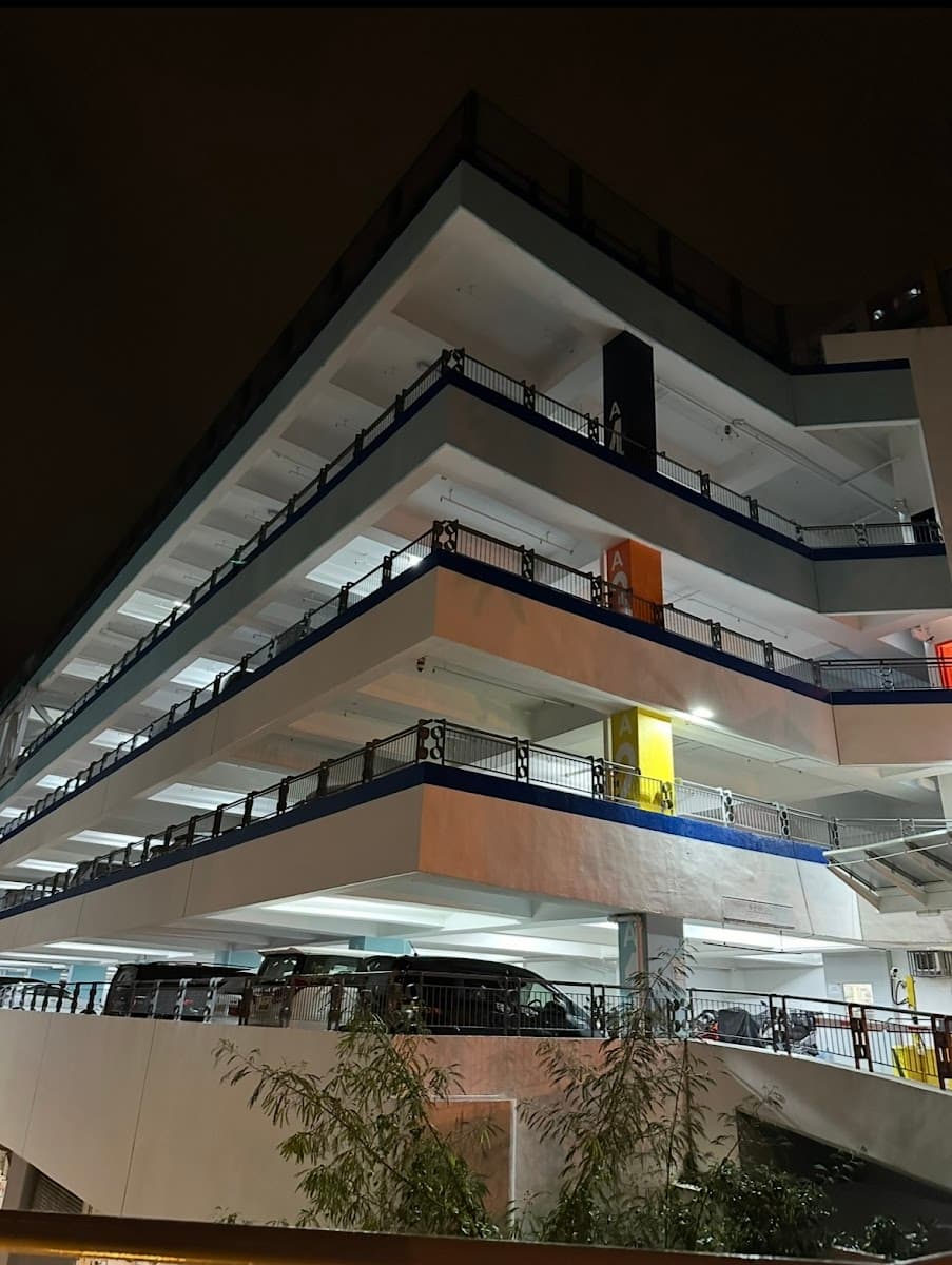 田灣商場停車場 實景照片 3
