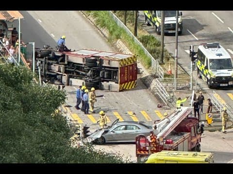 車CAM直擊 - 嗚琴路 閃燈消防車被撞反 