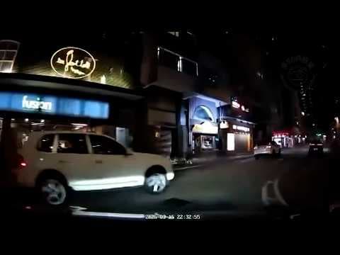 車CAM直擊 - 自訂車牌加波子就是任性 話出就出話停就停