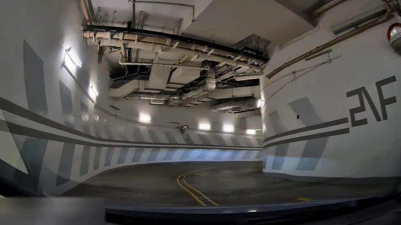 紅磡海韻軒海景酒店停車場