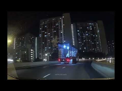 車CAM直擊 - 貨車無收起尾板行足成條龍翔道 🥶