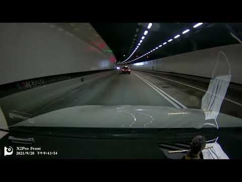 車CAM直擊 - 單管雙程喎，唔識睇標誌？