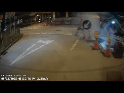 車CAM直擊 - 翠林景明苑門口道路維修 施工途中突然連續兩次爆炸 (轉載)